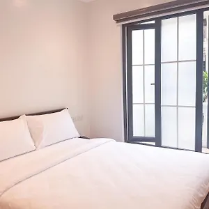 Santos House Inn